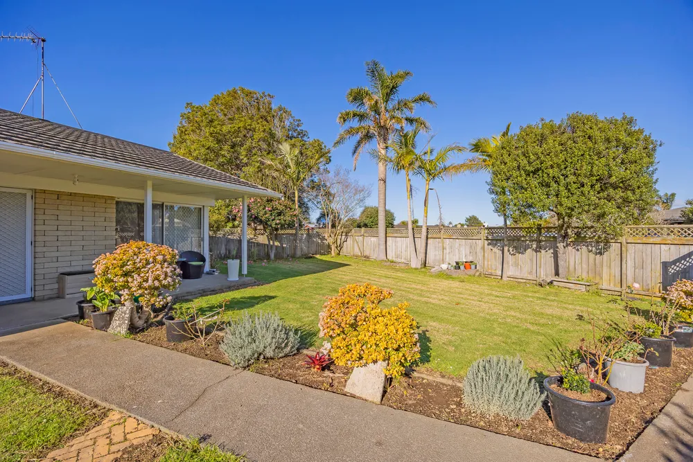 Photos of 21 Waimai Avenue