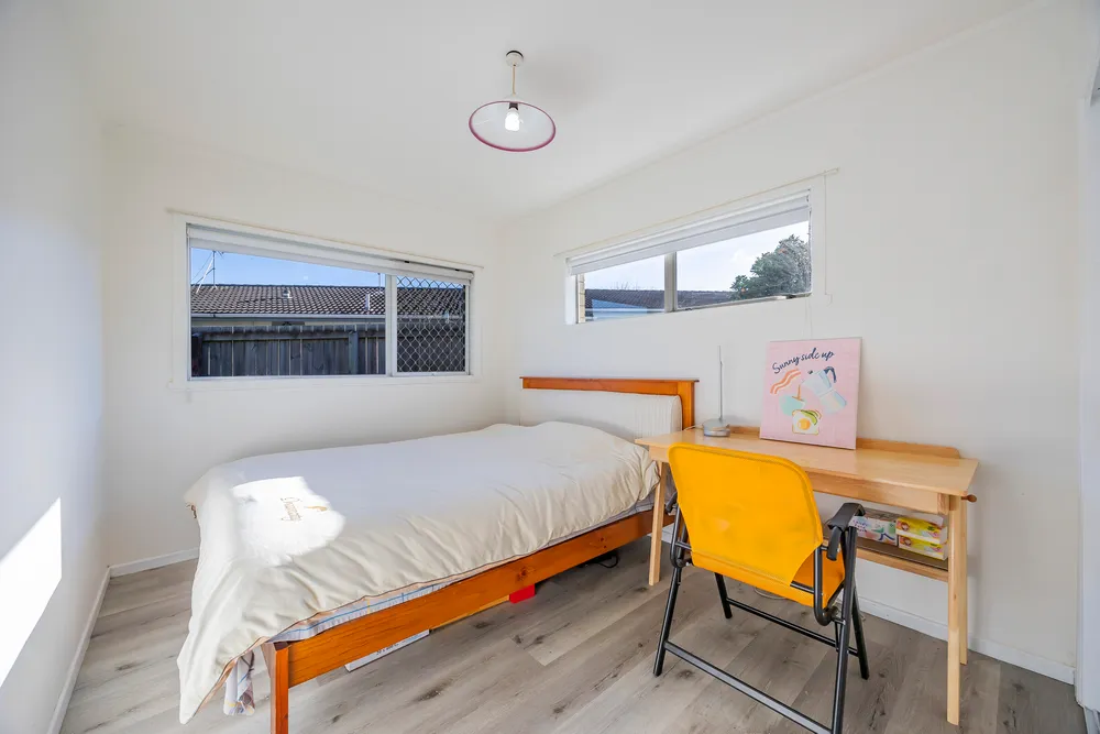 Photos of 21 Waimai Avenue