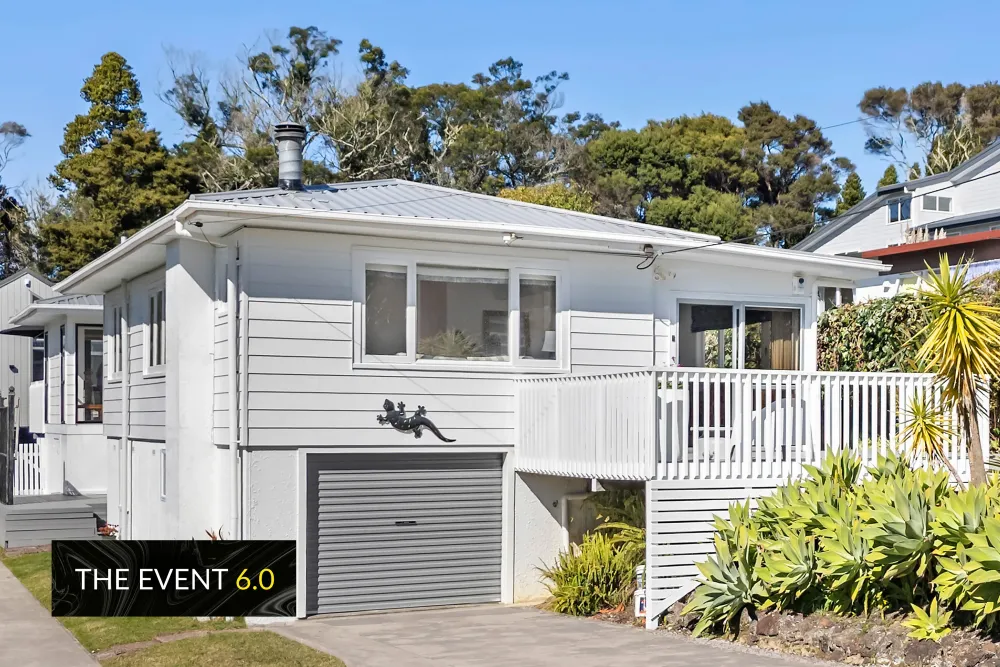 Photos of 93 Verran Road