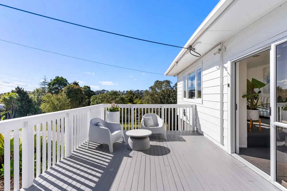 Photos of 93 Verran Road