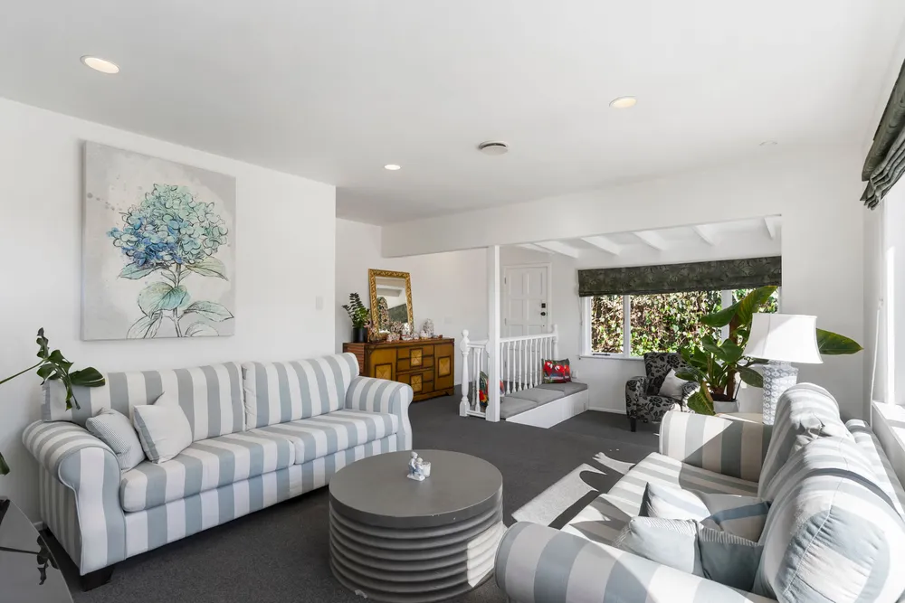 Photos of 93 Verran Road