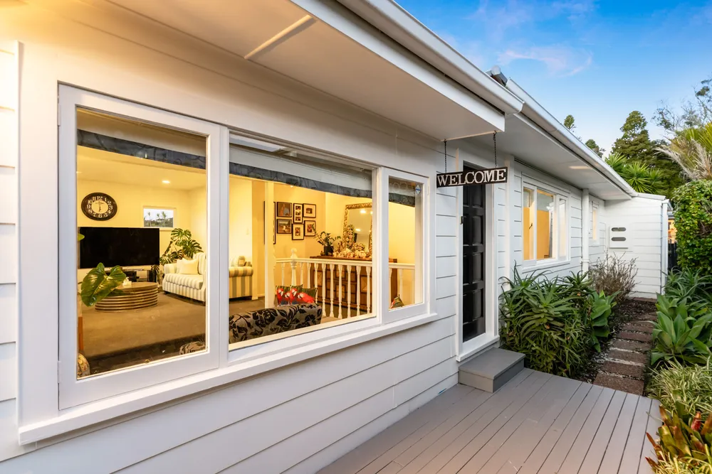 Photos of 93 Verran Road