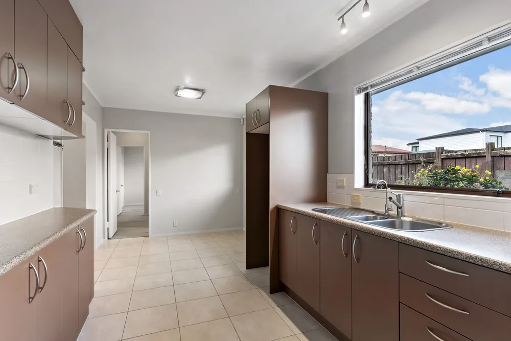 Photos of 25B King Street