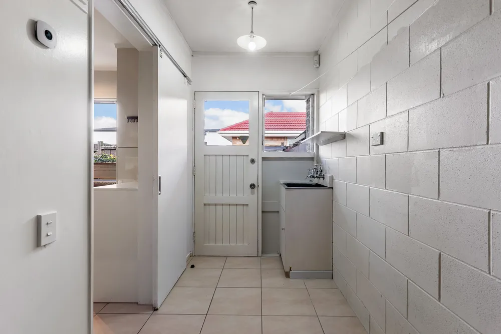 Photos of 25B King Street