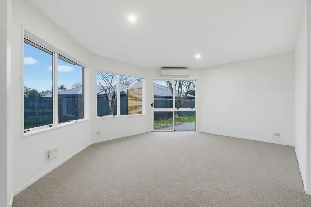 Photos of 7 Phoenix Lane