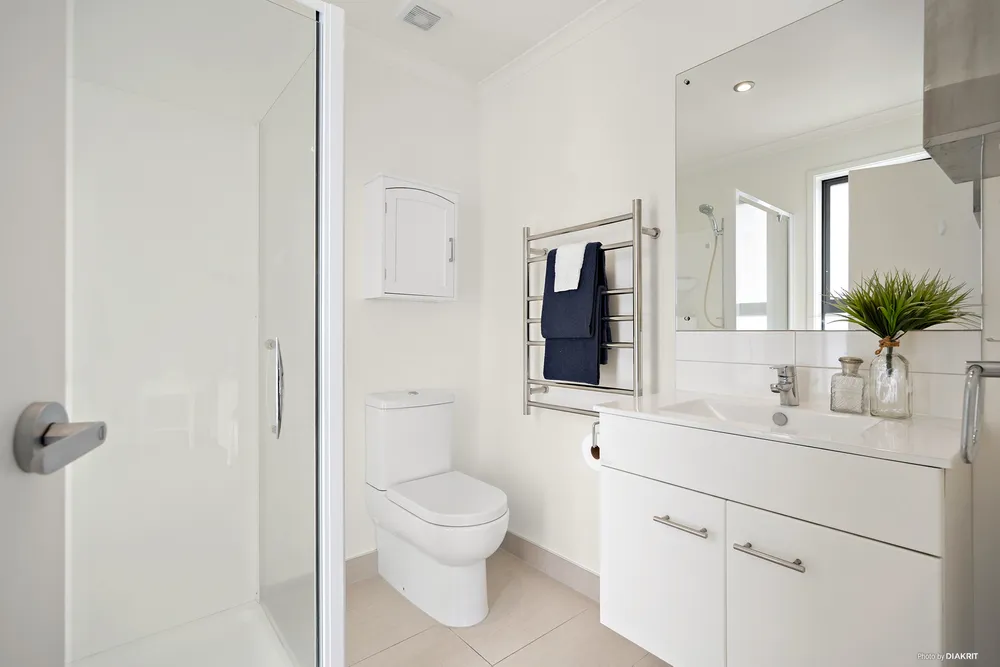 Photos of 13C Ruawai Road