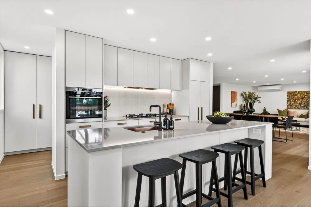 Photos of 22B Hampton Drive