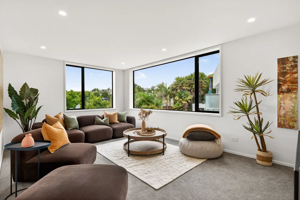 Photos of 22B Hampton Drive