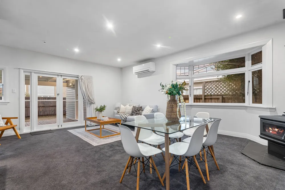 Photos of 6 Garnett Avenue