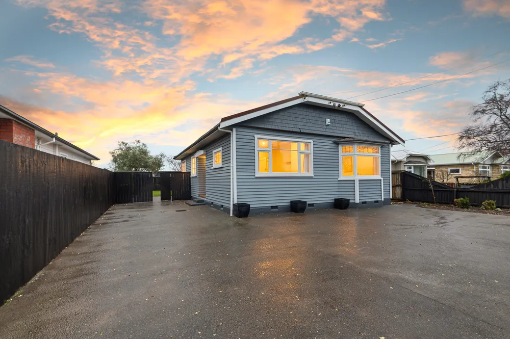 Photos of 6 Garnett Avenue