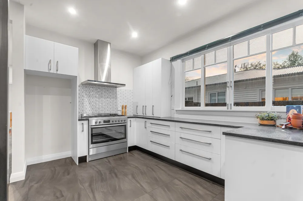 Photos of 6 Garnett Avenue