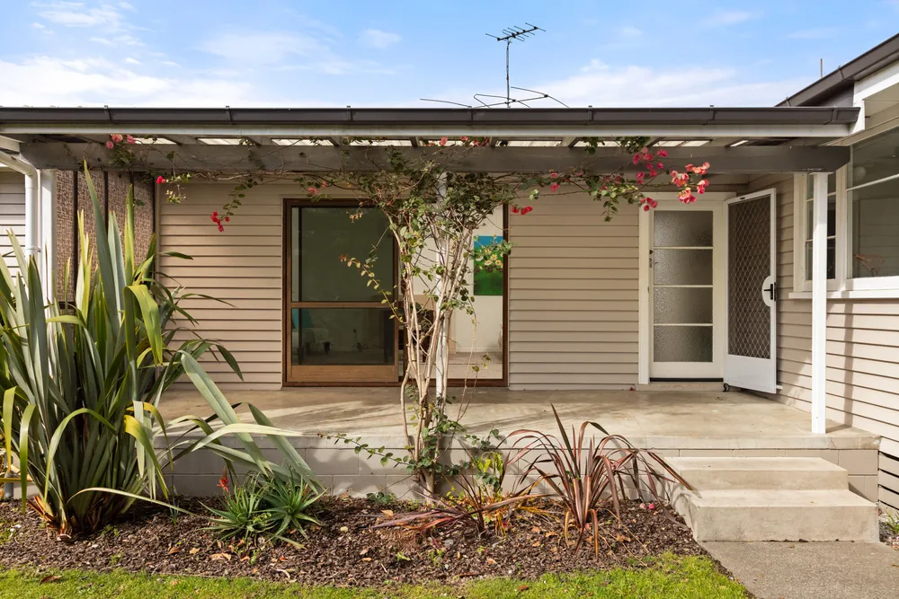 Photos of 26 Oak Street