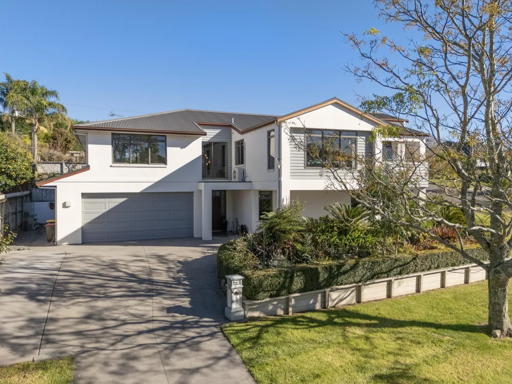 Photos of 2 Parnwell Place