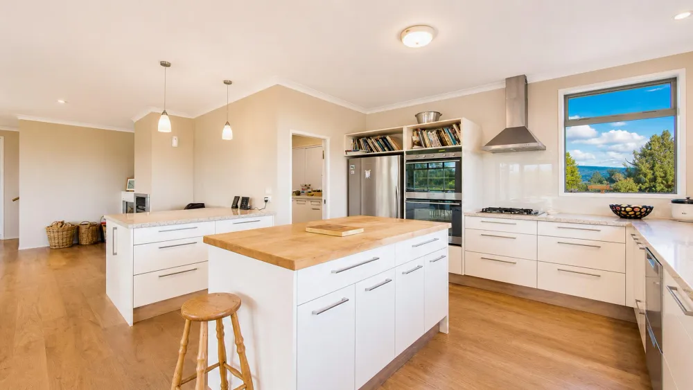 Photos of 435 Mangatawhiri Road