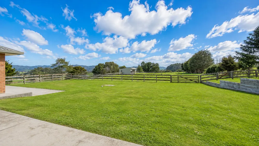 Photos of 435 Mangatawhiri Road