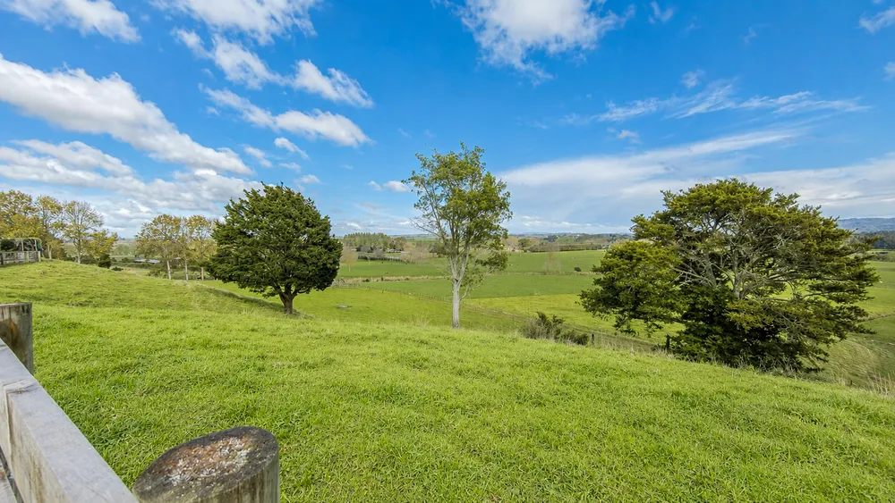 Photos of 435 Mangatawhiri Road