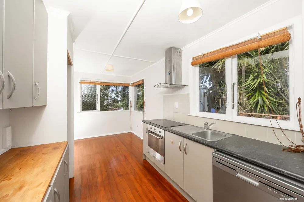 Photos of 17B Kawau Road