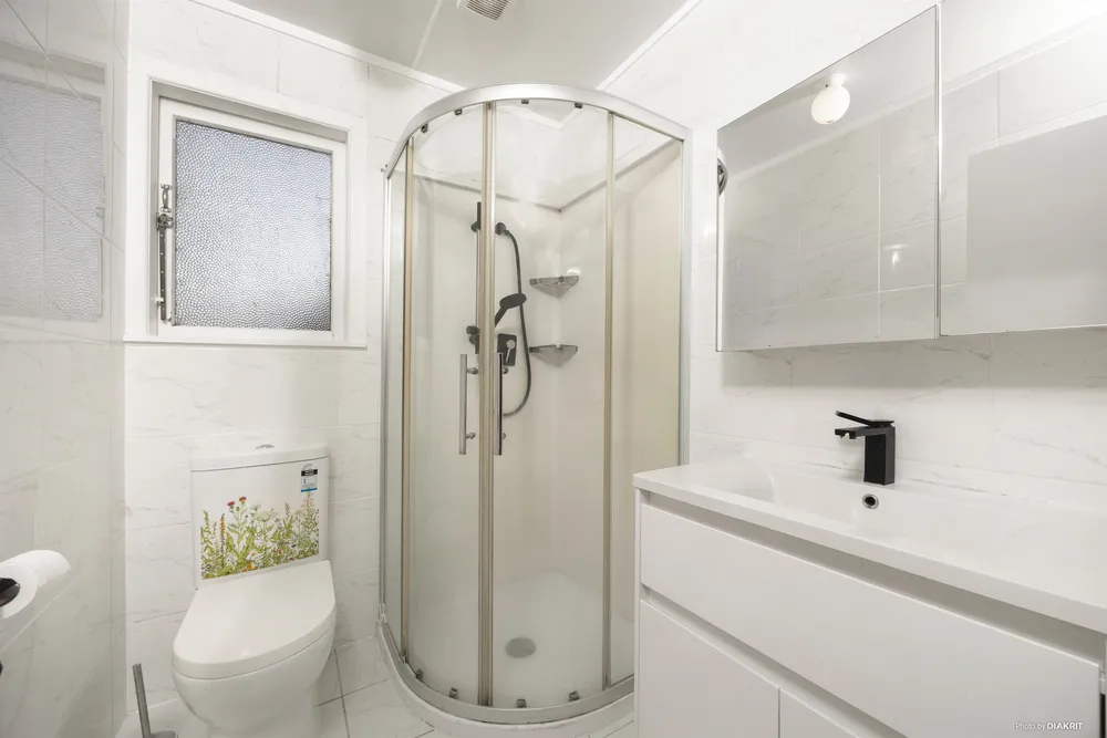 Photos of 17B Kawau Road