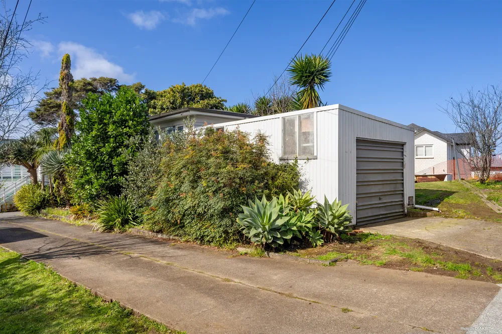 Photos of 17B Kawau Road