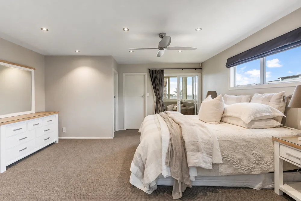 Photos of 48 Ocean View Road