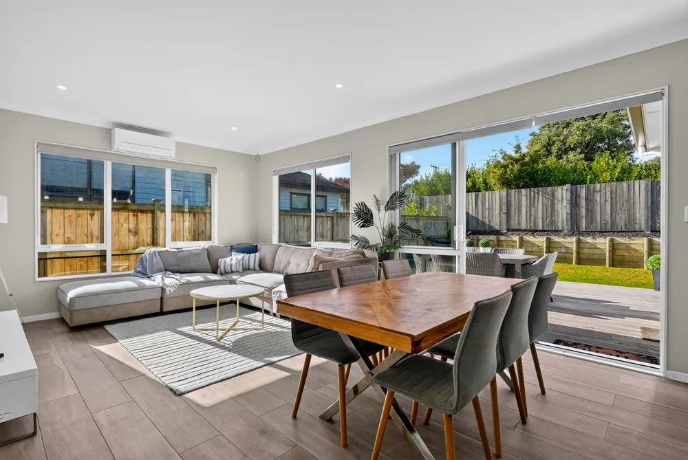 Photos of 18 Huahua Crescent