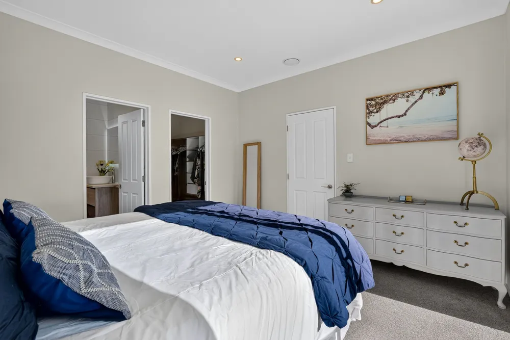 Photos of 18 Huahua Crescent
