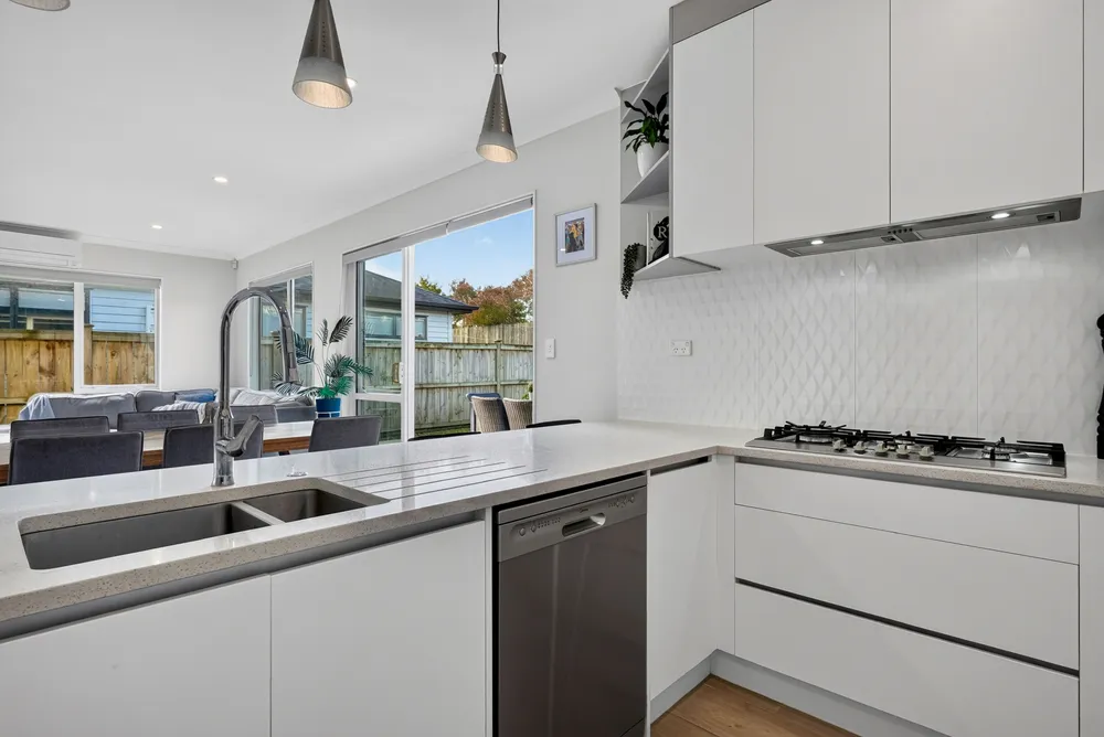 Photos of 18 Huahua Crescent