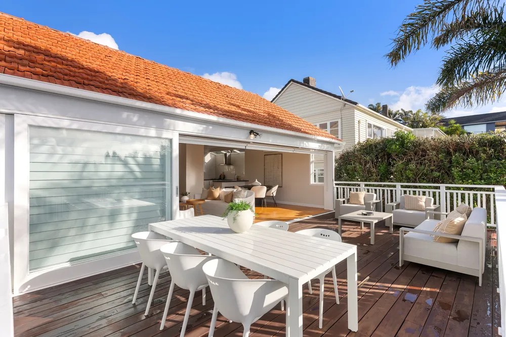Photos of 14a Godden Crescent