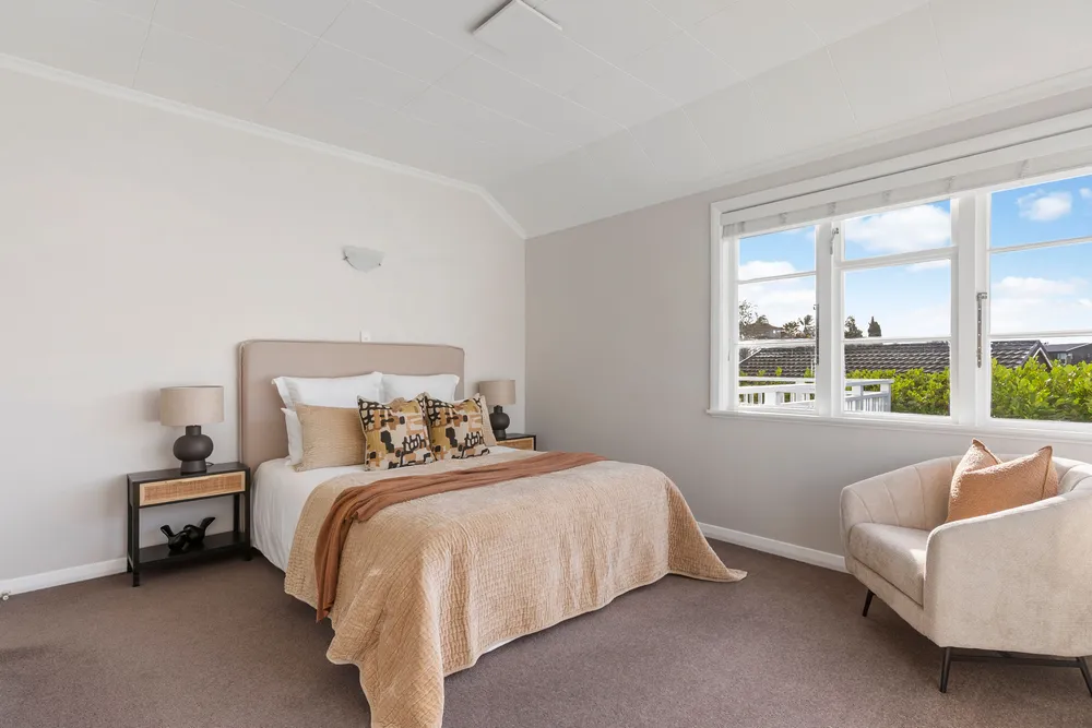 Photos of 14a Godden Crescent