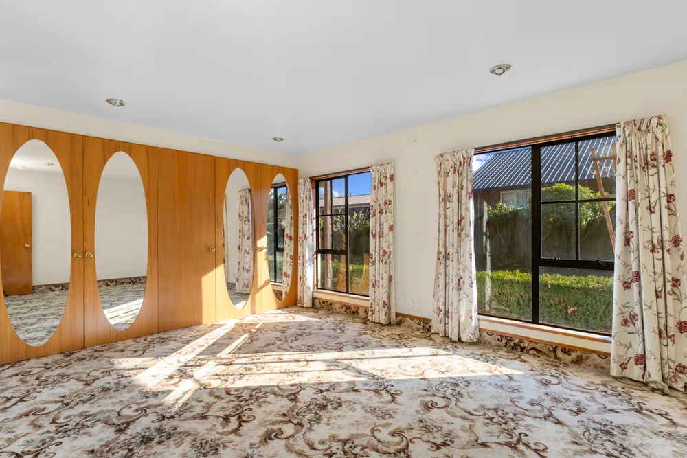 Photos of 17 Calverton Place