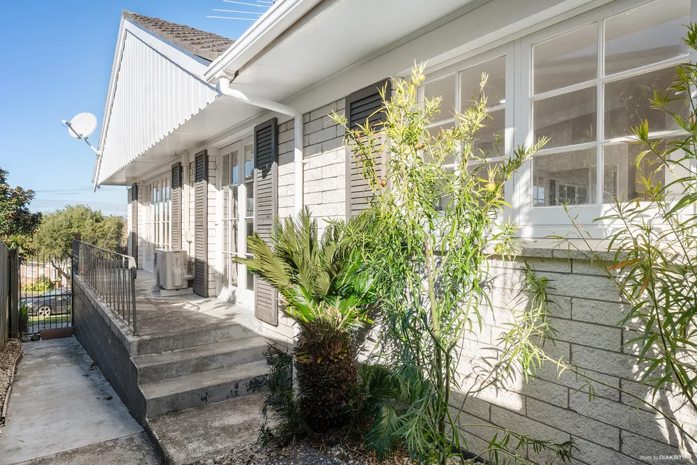 Photos of 3 Meachen Terrace
