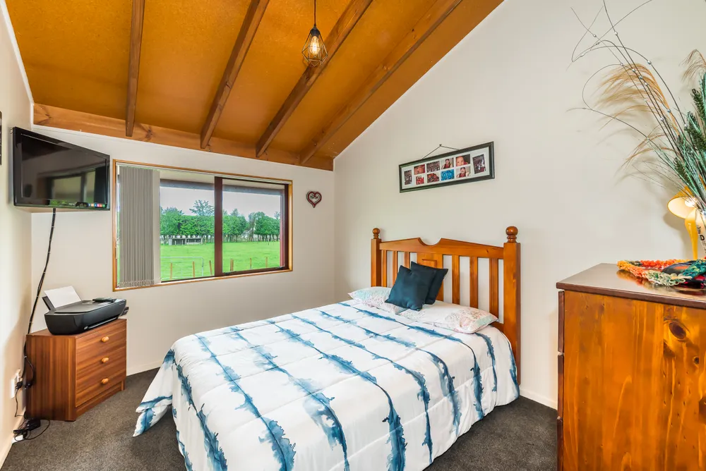 Photos of 12 Tui Glen Drive