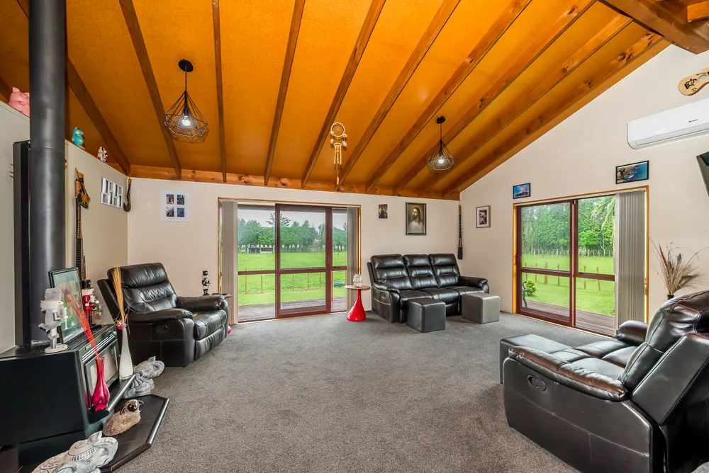 Photos of 12 Tui Glen Drive