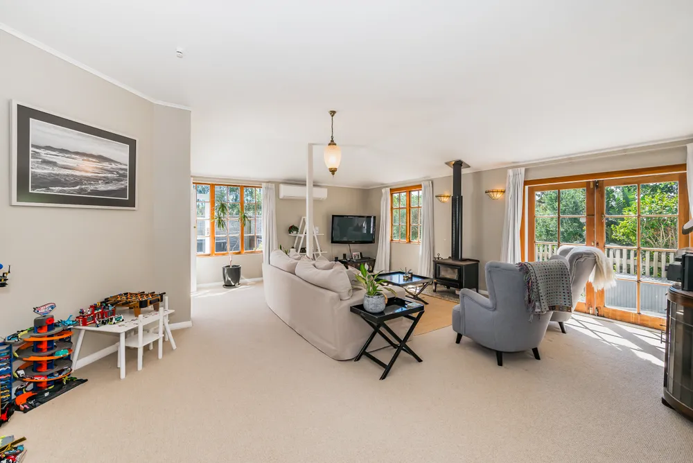 Photos of 12 Tui Glen Drive