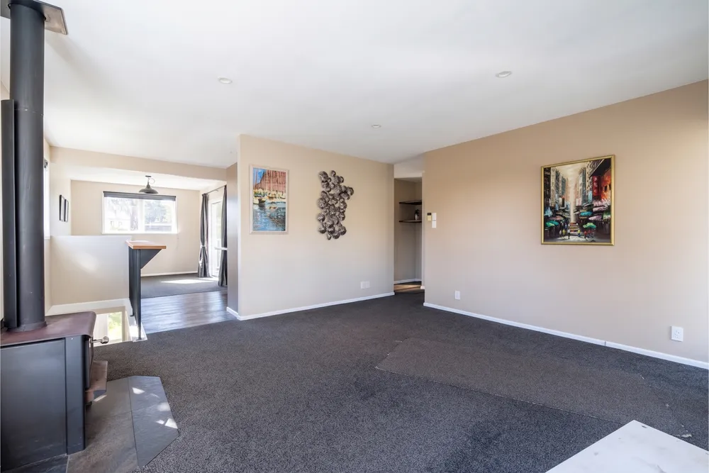 Photos of 281 Rangatira Road
