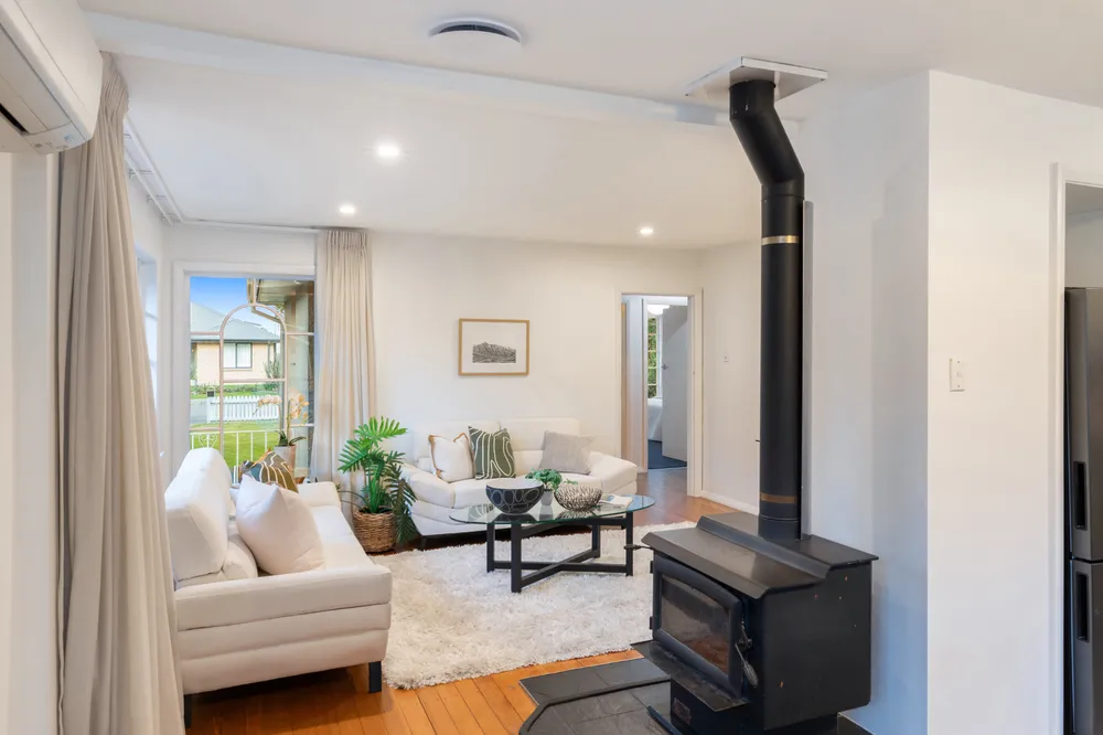 Photos of 15 Esperance Street