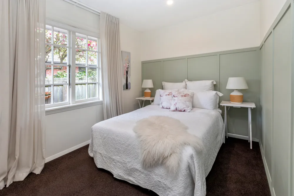 Photos of 15 Esperance Street