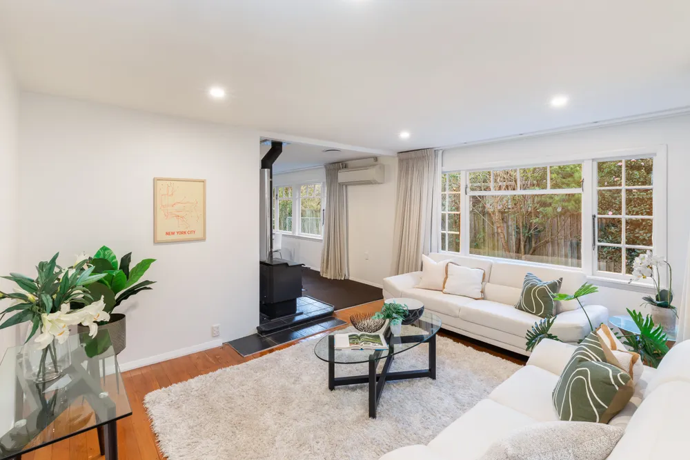 Photos of 15 Esperance Street