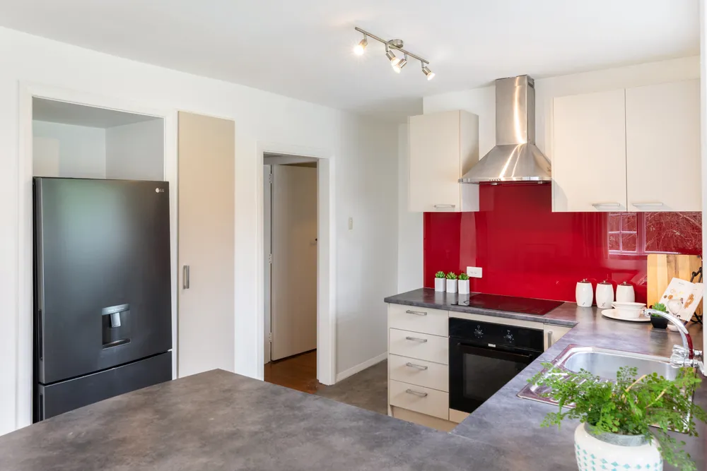 Photos of 15 Esperance Street