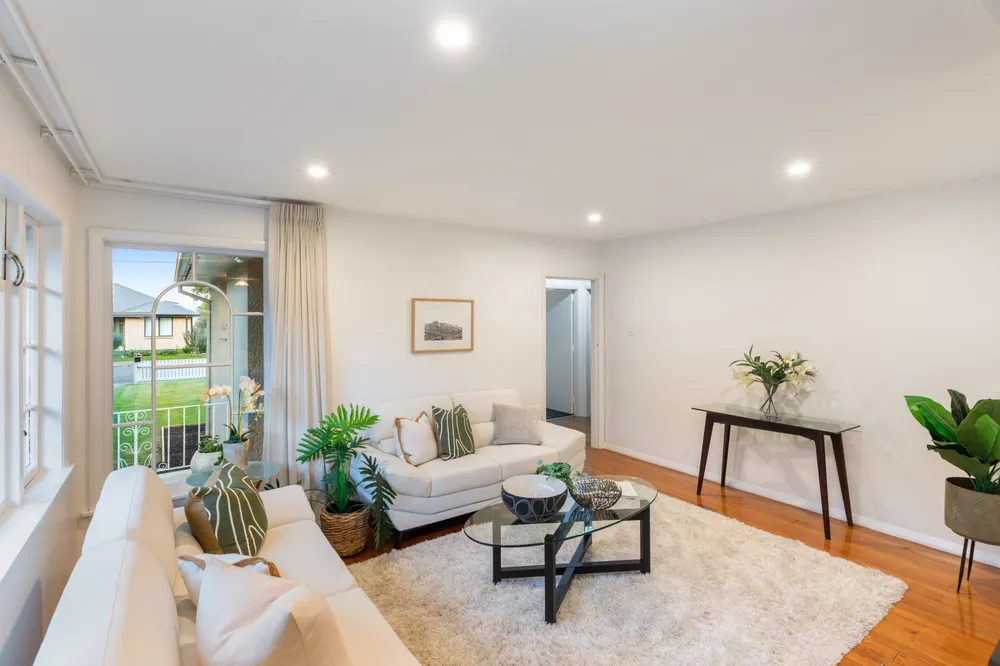 Photos of 15 Esperance Street