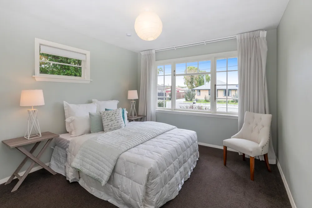 Photos of 15 Esperance Street