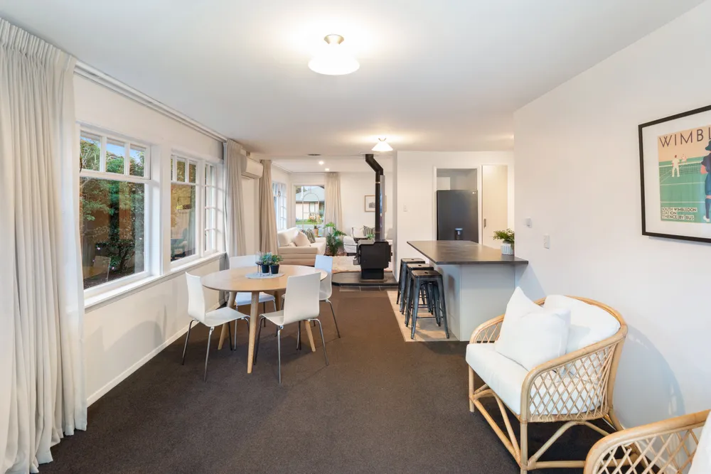 Photos of 15 Esperance Street