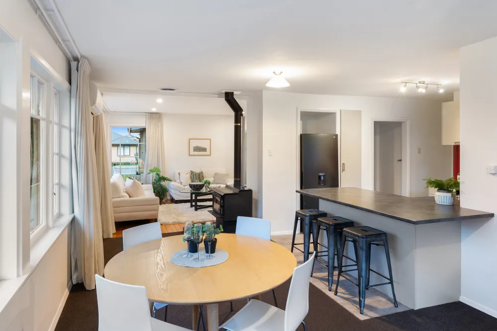 Photos of 15 Esperance Street