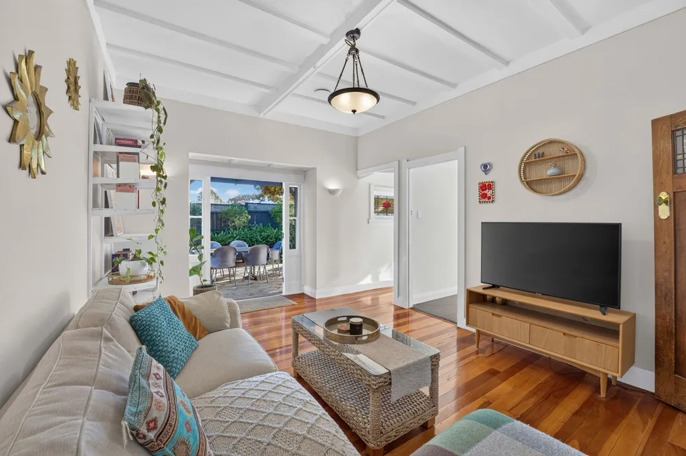 Photos of 9 Waitangi Road