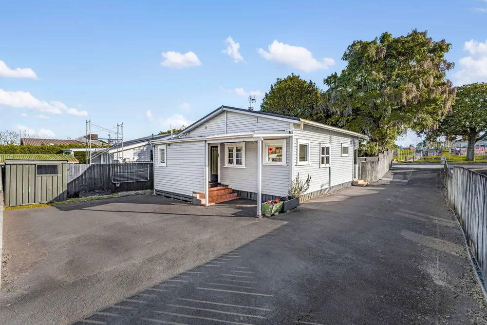 Photos of 9 Waitangi Road