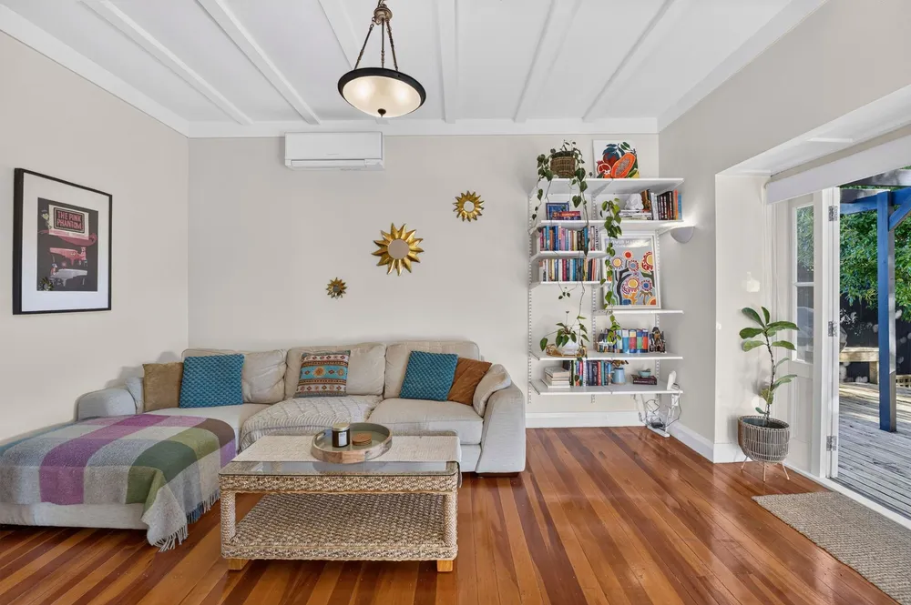 Photos of 9 Waitangi Road