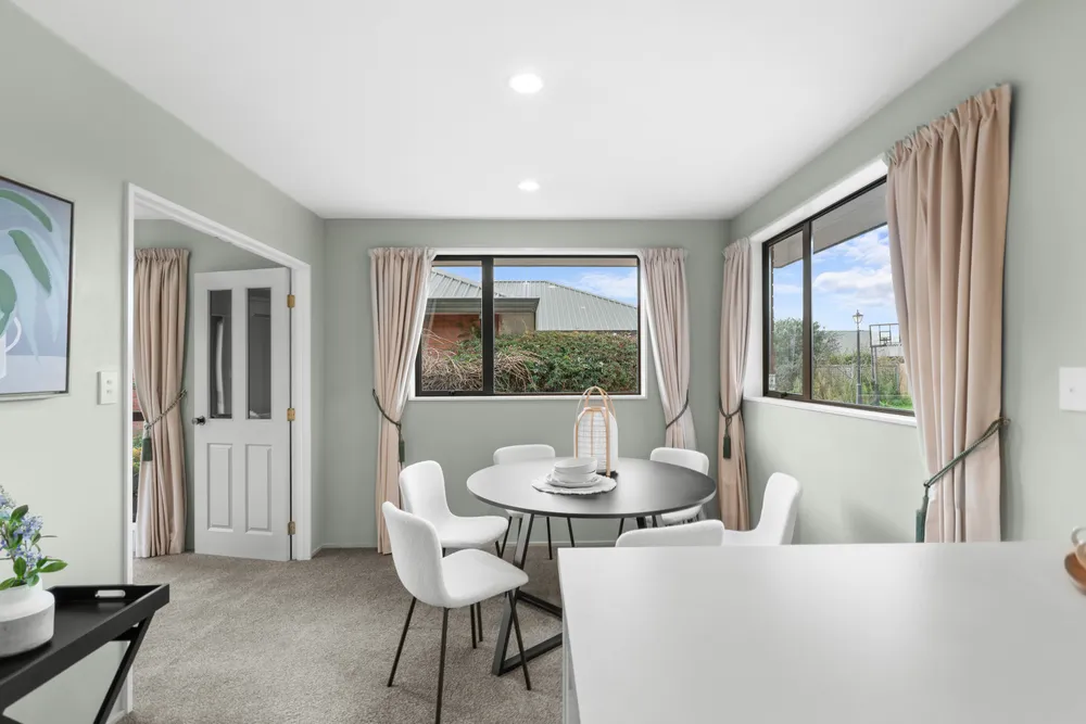 Photos of 6 Saskia Lane