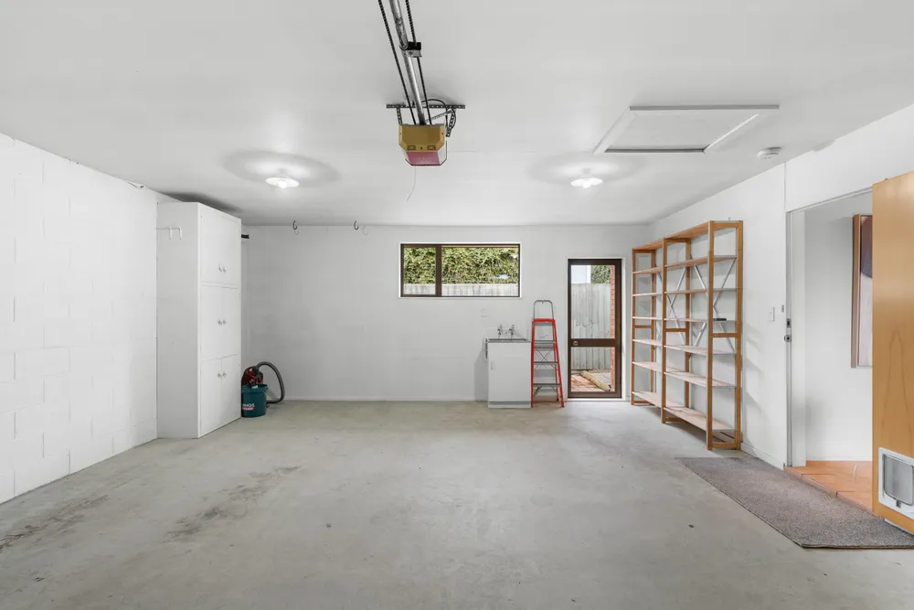 Photos of 6 Saskia Lane