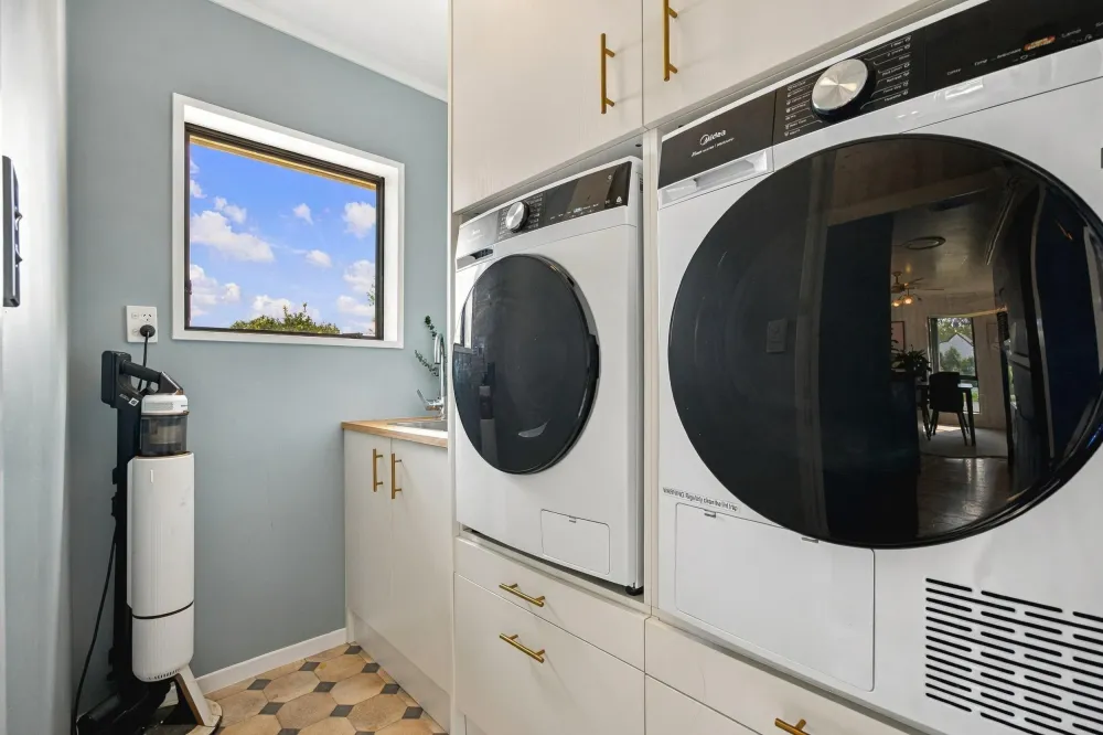 Photos of 28 Homestead Place