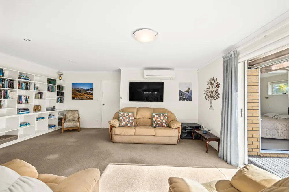 Photos of 51 Earlsway